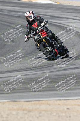 media/Dec-01-2025-Moto Forza (Mon) [[2daa91e15f]]/2-Intermediate Group/Session 2 (Turns 9 and 10)/